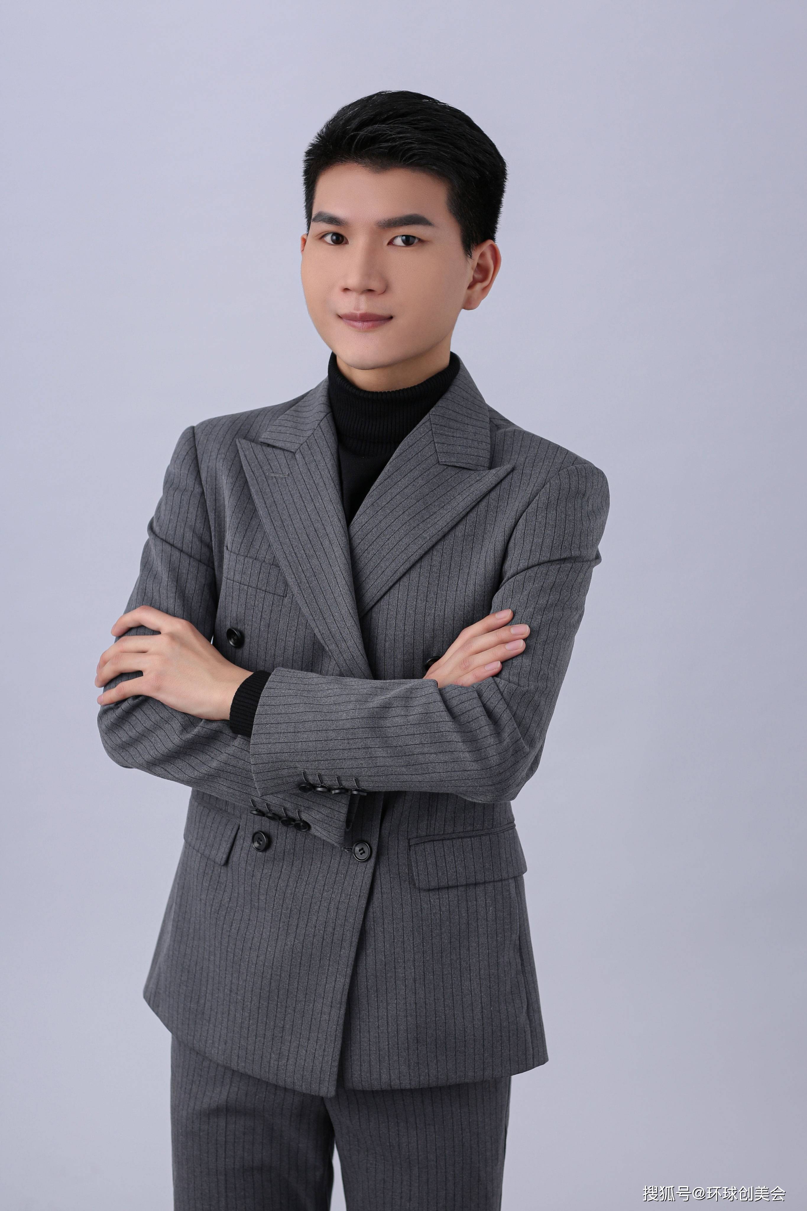 饶刚 创始人 & 执行董事